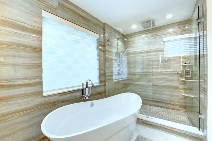 7451 Northeast Bay Isle Court Boca Raton, FL 33487 - Photo 17 of 41 Master Bath