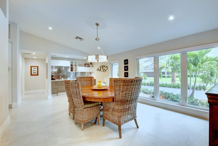 7451 Northeast Bay Isle Court Boca Raton, FL 33487 - Photo 8 of 41 Dining