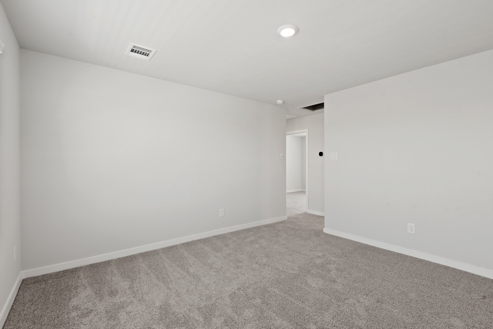 17211 King Eider Road Waller, TX 77484 - Photo 11 of 30 a view of an empty room