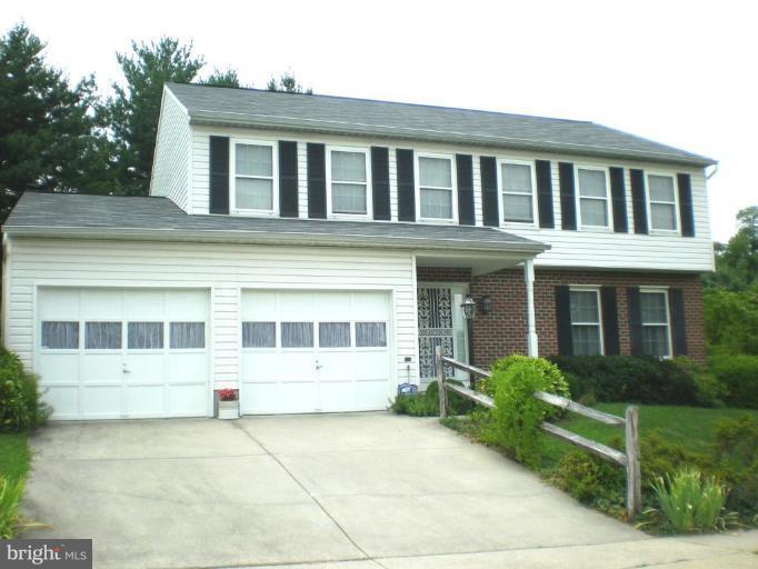 1 Anderson Ridge Road Catonsville, MD 21228 - Photo 1 of 21 Siding & Roof new in 2001