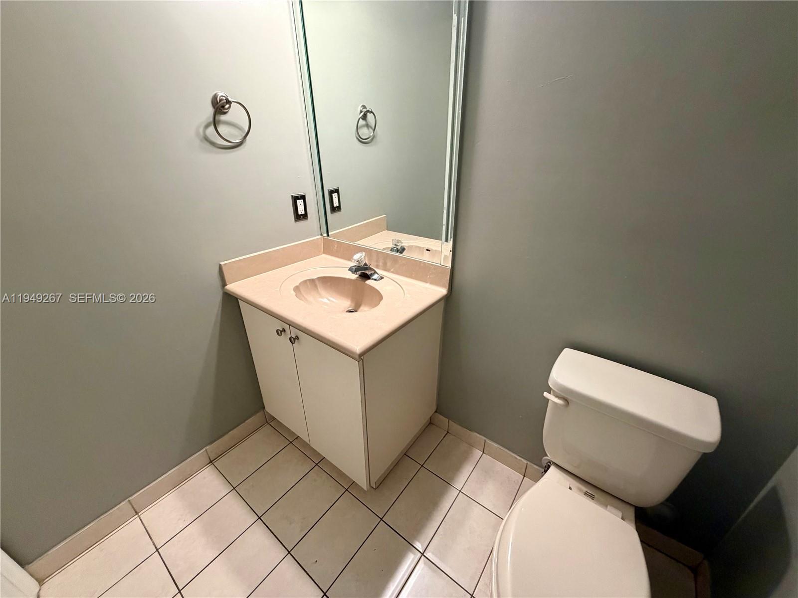 15364 Southwest 32nd Terrace Miami, FL 33185 - Photo 13 of 35