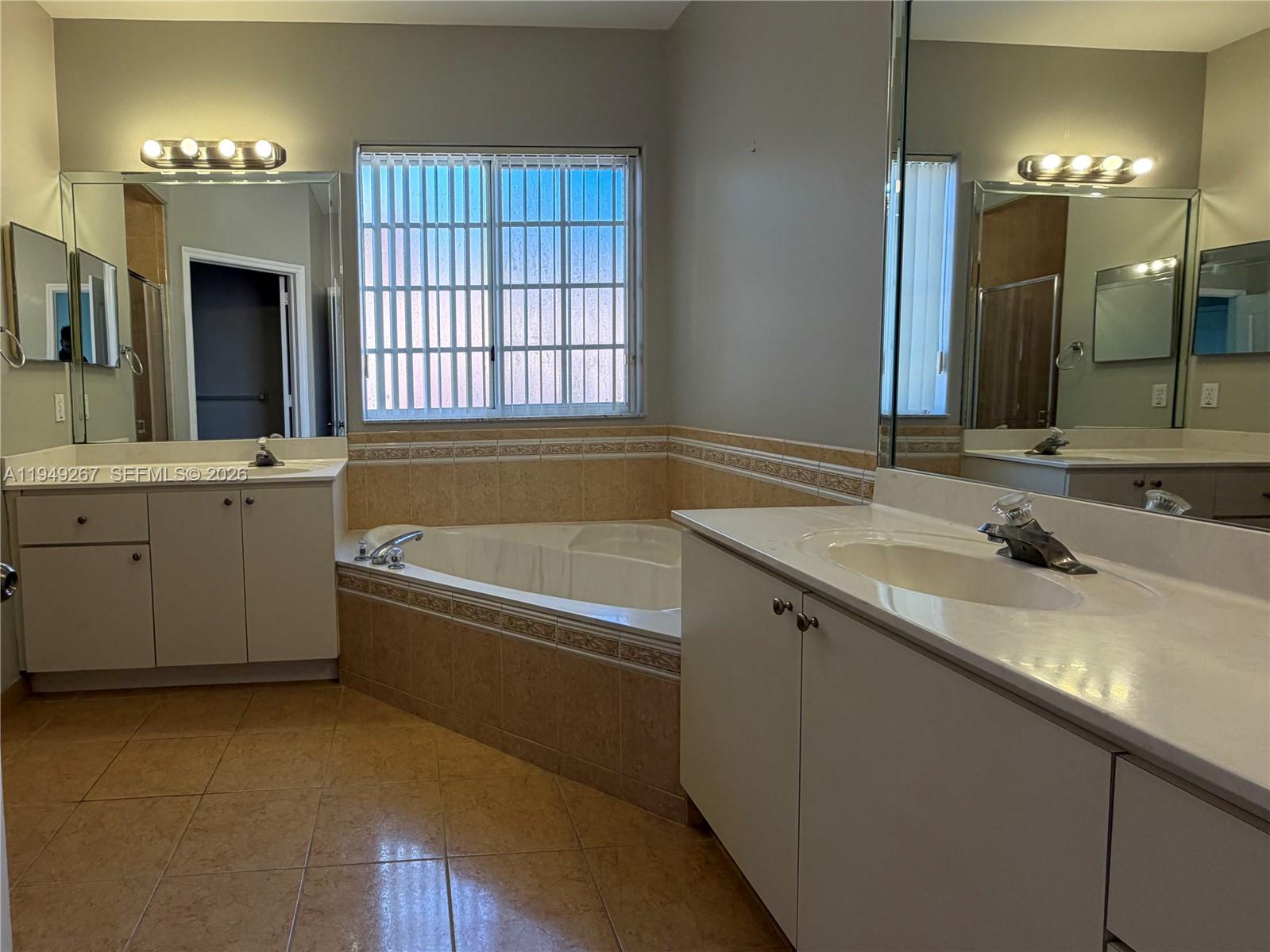 15364 Southwest 32nd Terrace Miami, FL 33185 - Photo 25 of 35