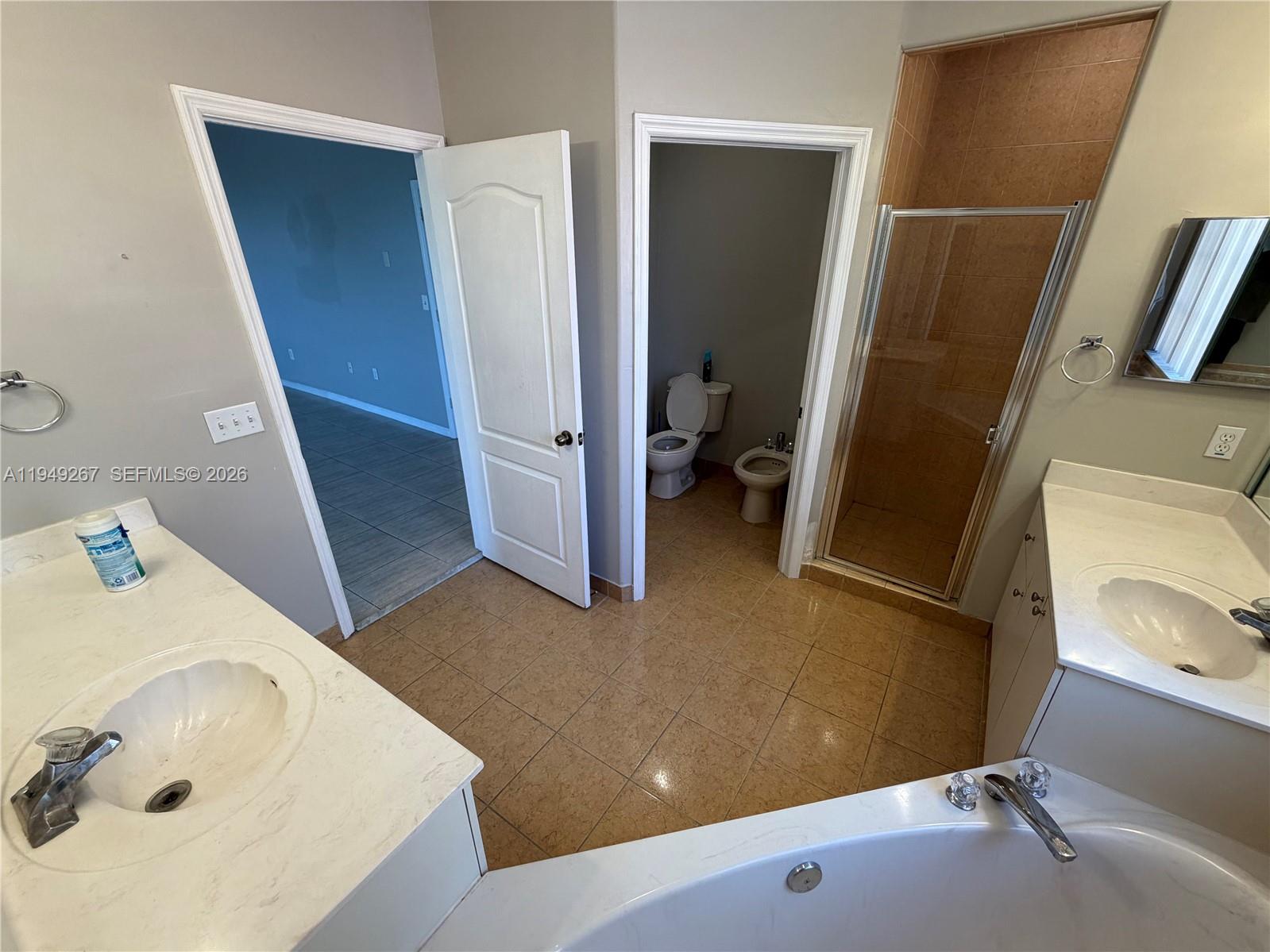 15364 Southwest 32nd Terrace Miami, FL 33185 - Photo 26 of 35