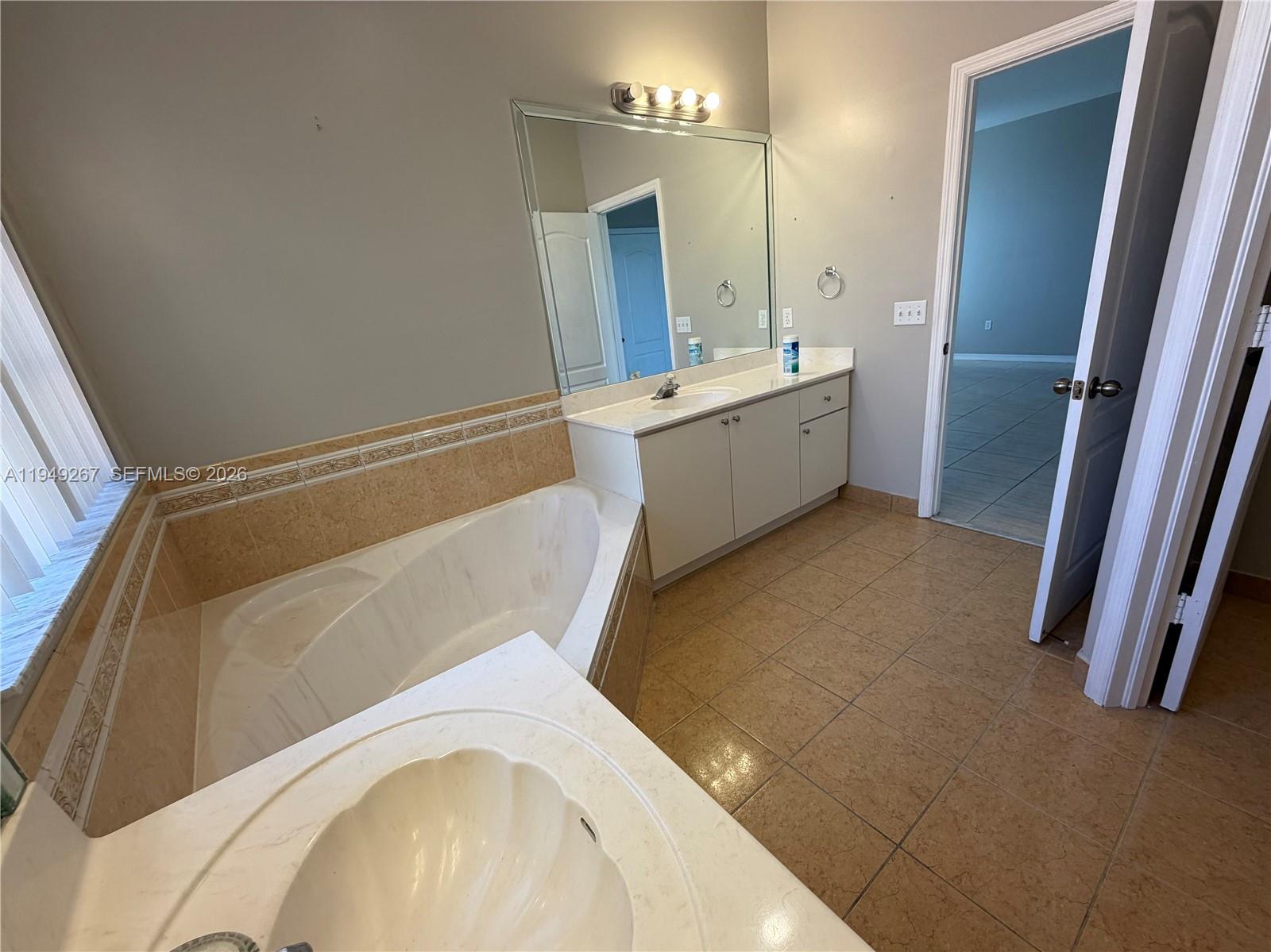 15364 Southwest 32nd Terrace Miami, FL 33185 - Photo 28 of 35