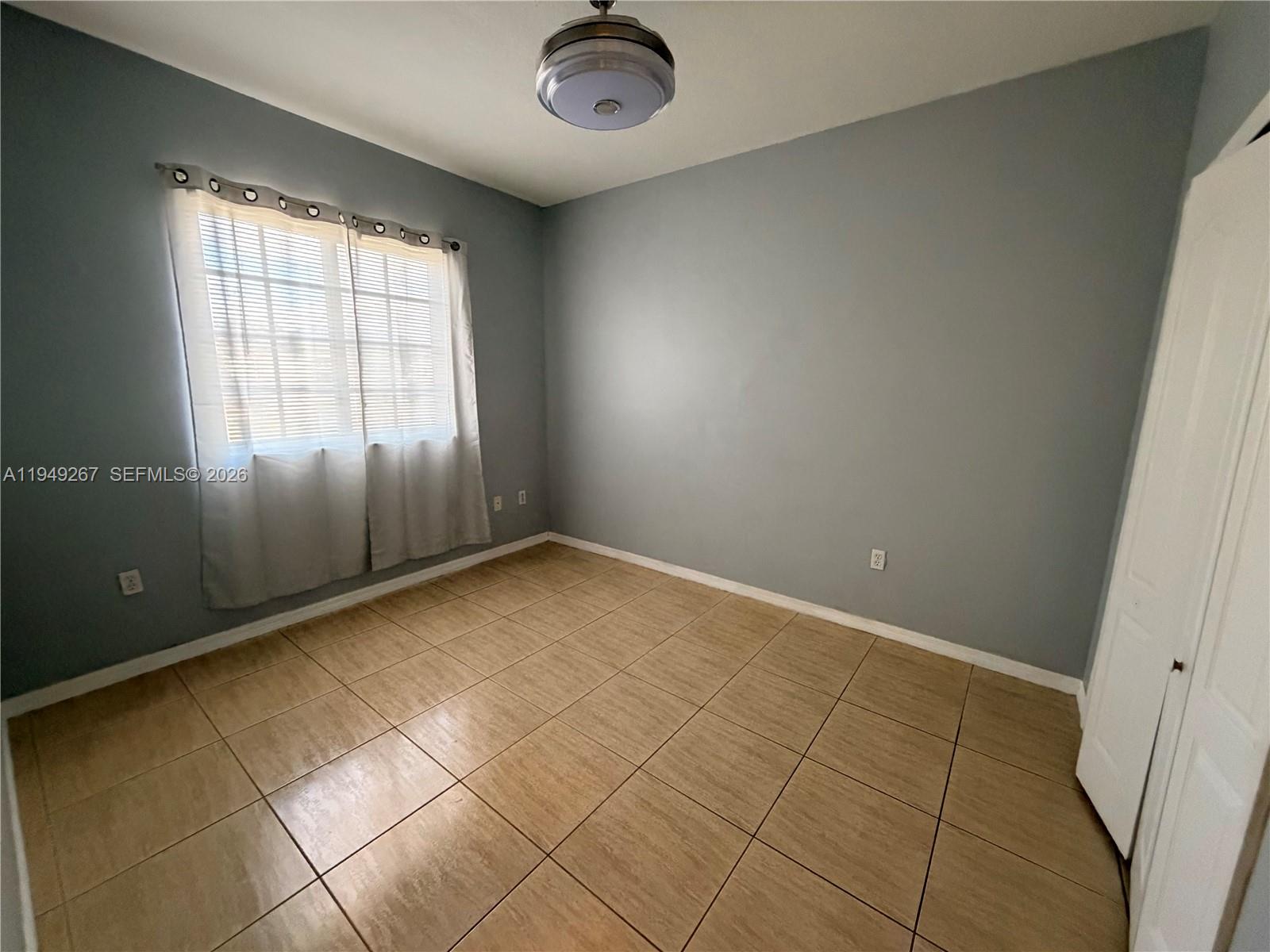 15364 Southwest 32nd Terrace Miami, FL 33185 - Photo 30 of 35