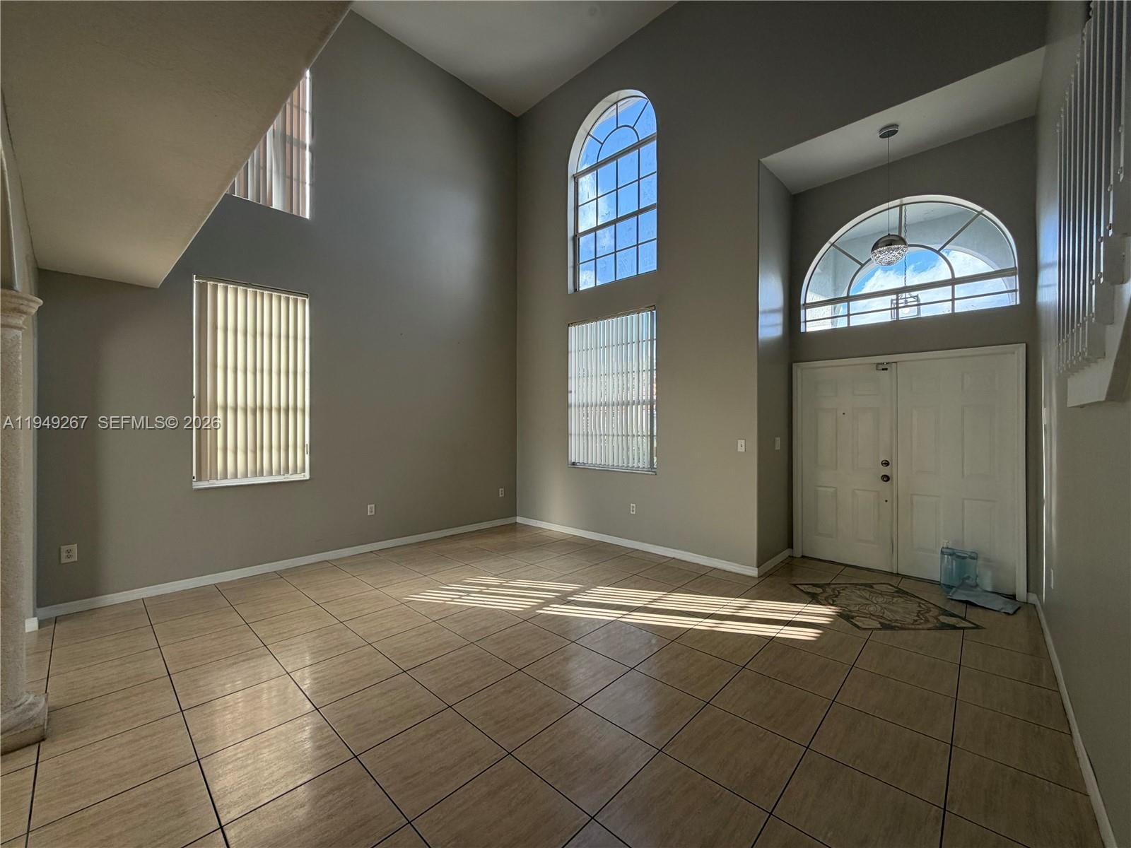 15364 Southwest 32nd Terrace Miami, FL 33185 - Photo 3 of 35