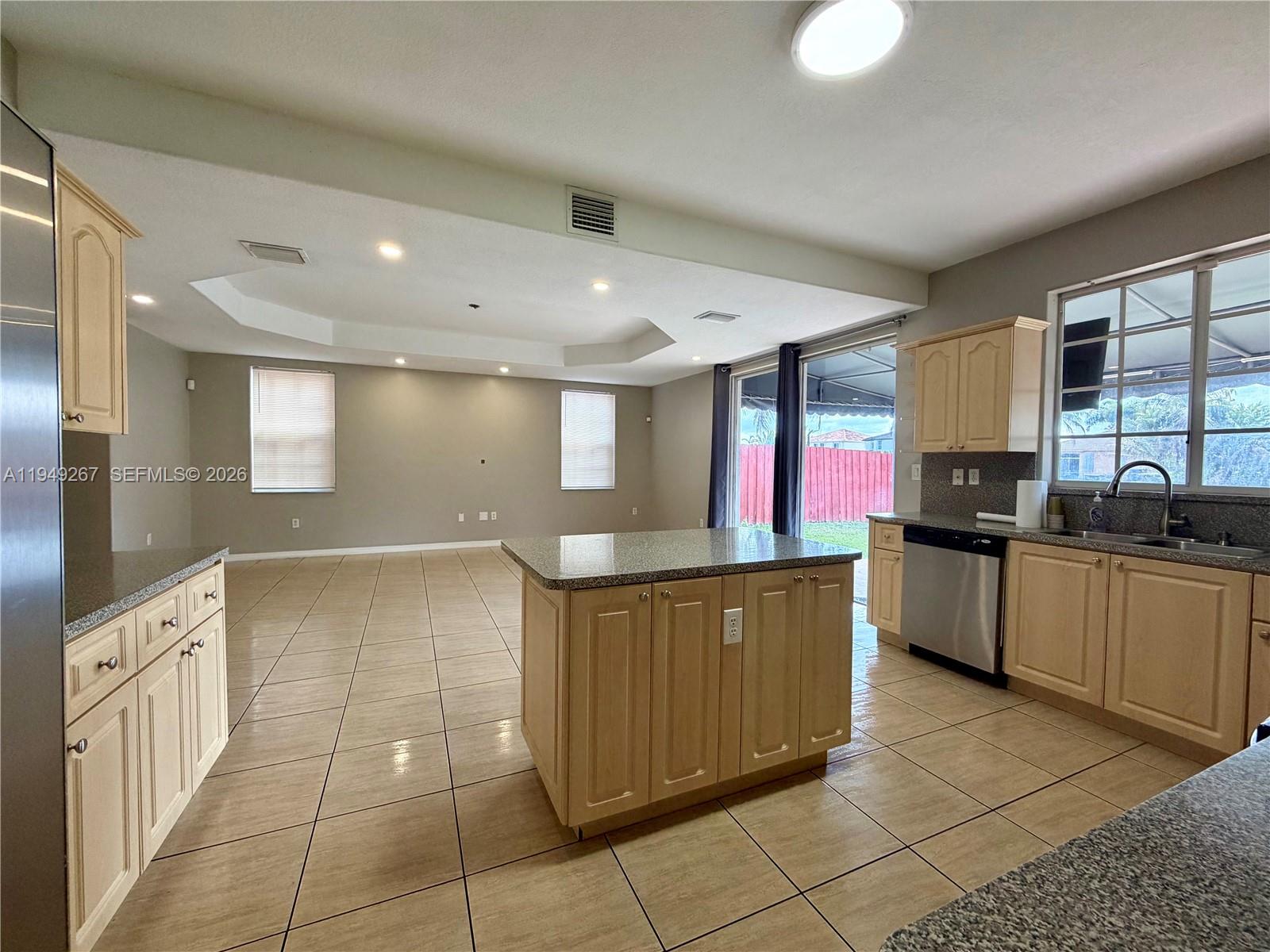 15364 Southwest 32nd Terrace Miami, FL 33185 - Photo 7 of 35