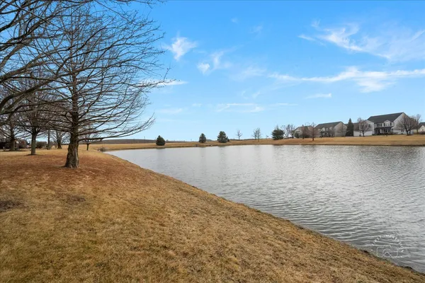 $420,000 | 1167 Freedom Road, Elburn, IL 60119