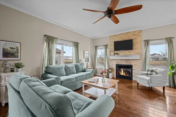 $385,000 | 1167 Freedom Road, Elburn, IL 60119