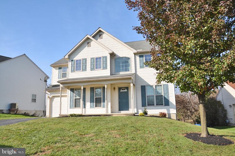 1691 Pioneer Road Lancaster, PA 17602 - Photo 3 of 37 Gallery Image 3