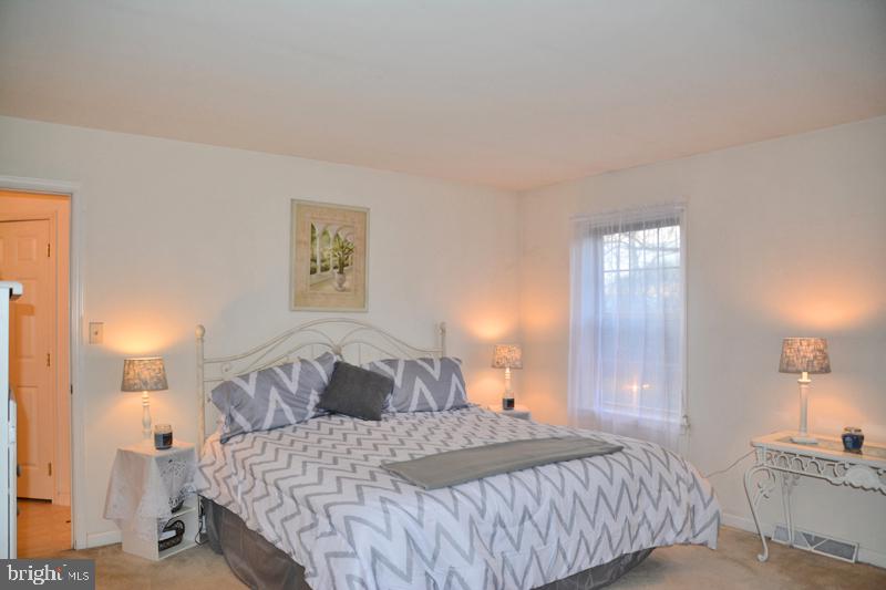 1691 Pioneer Road Lancaster, PA 17602 - Photo 22 of 37 Master Bedroom
