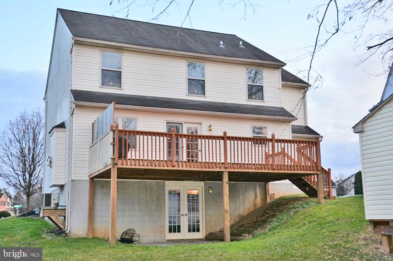 1691 Pioneer Road Lancaster, PA 17602 - Photo 35 of 37 Rear Exterior