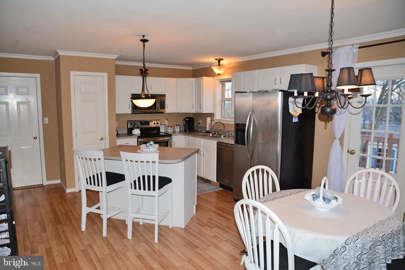 1691 Pioneer Road Lancaster, PA 17602 - Photo 9 of 37 Kitchen & Dining Area