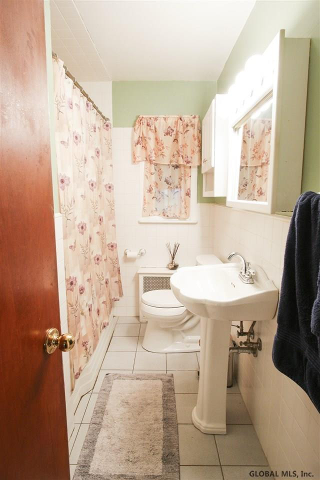 33 Halter Road Bethlehem, NY 12077 - Photo 17 of 28 Photo 17