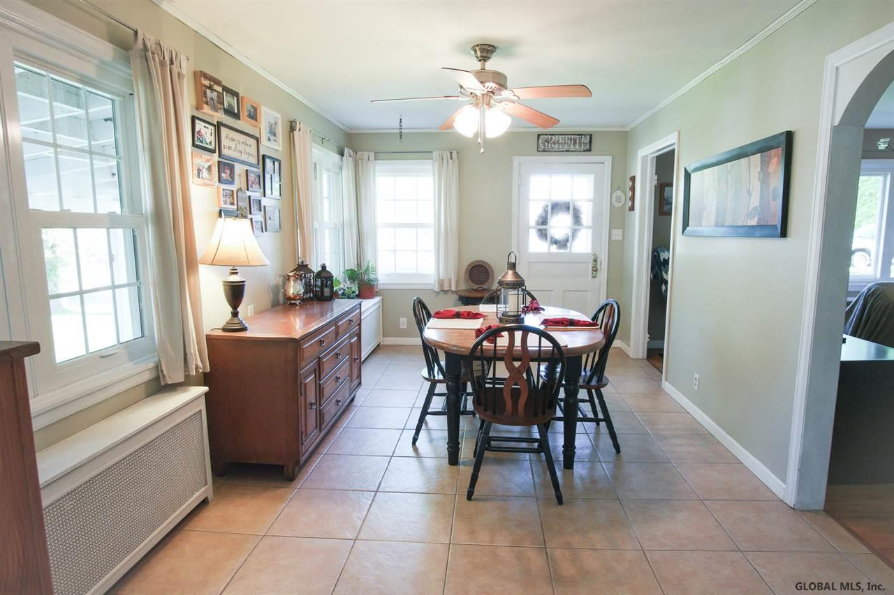 33 Halter Road Bethlehem, NY 12077 - Photo 5 of 28 Photo 5