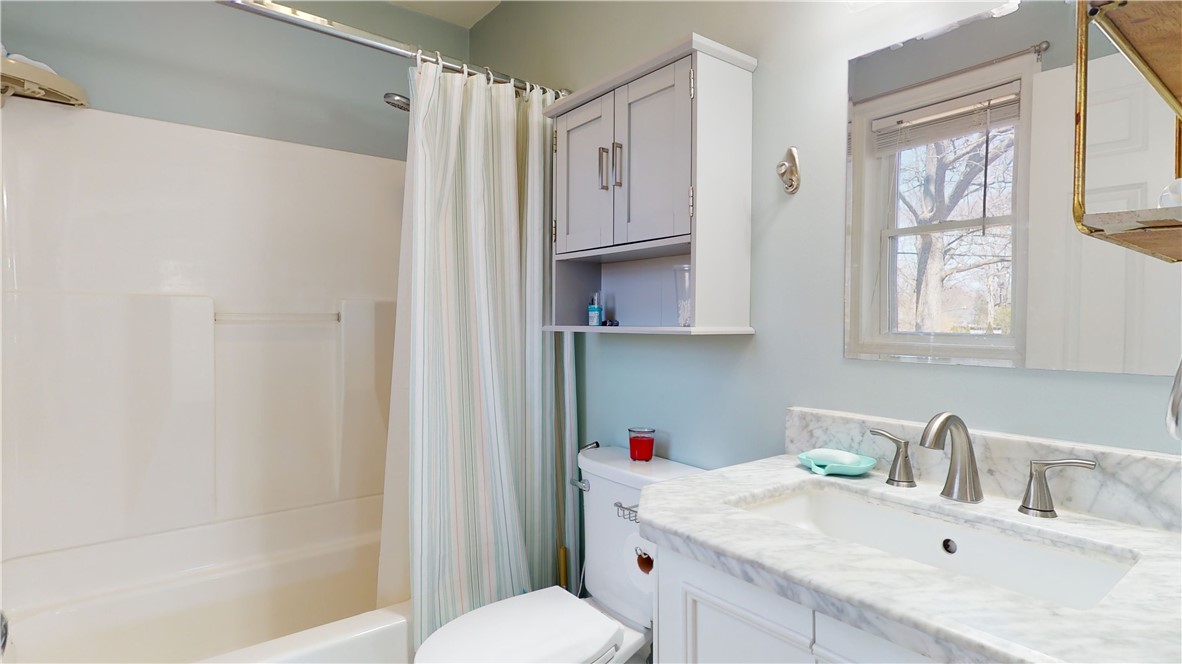550 West Shore Road Warwick, RI 02889 - Photo 13 of 24