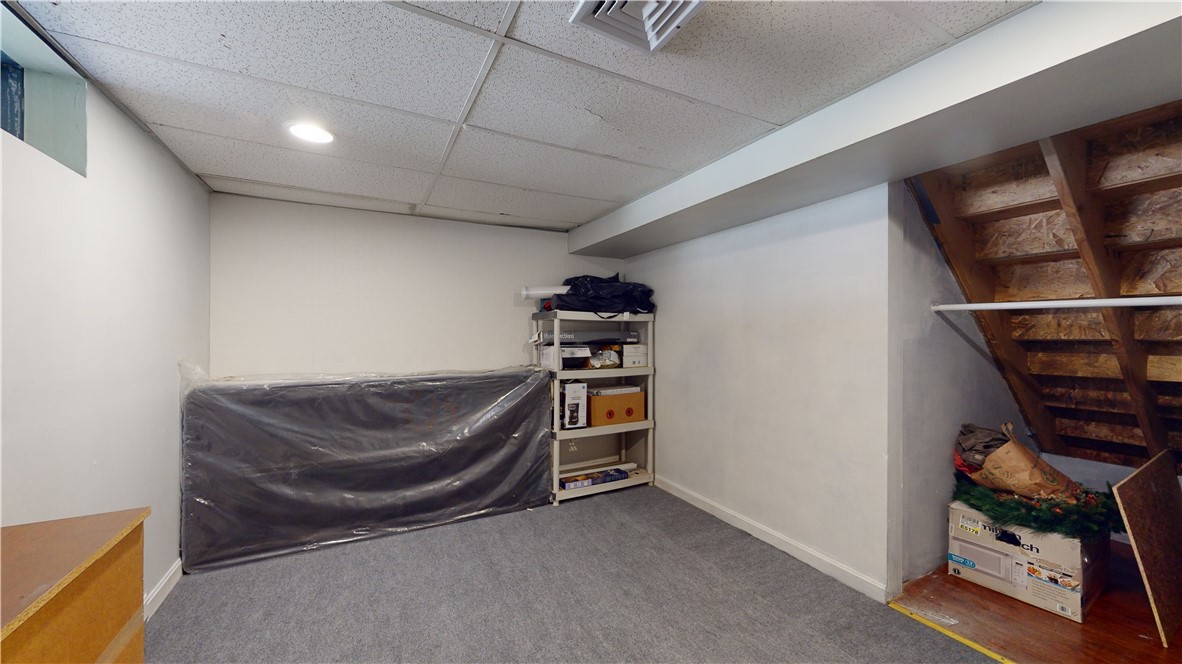 550 West Shore Road Warwick, RI 02889 - Photo 20 of 24