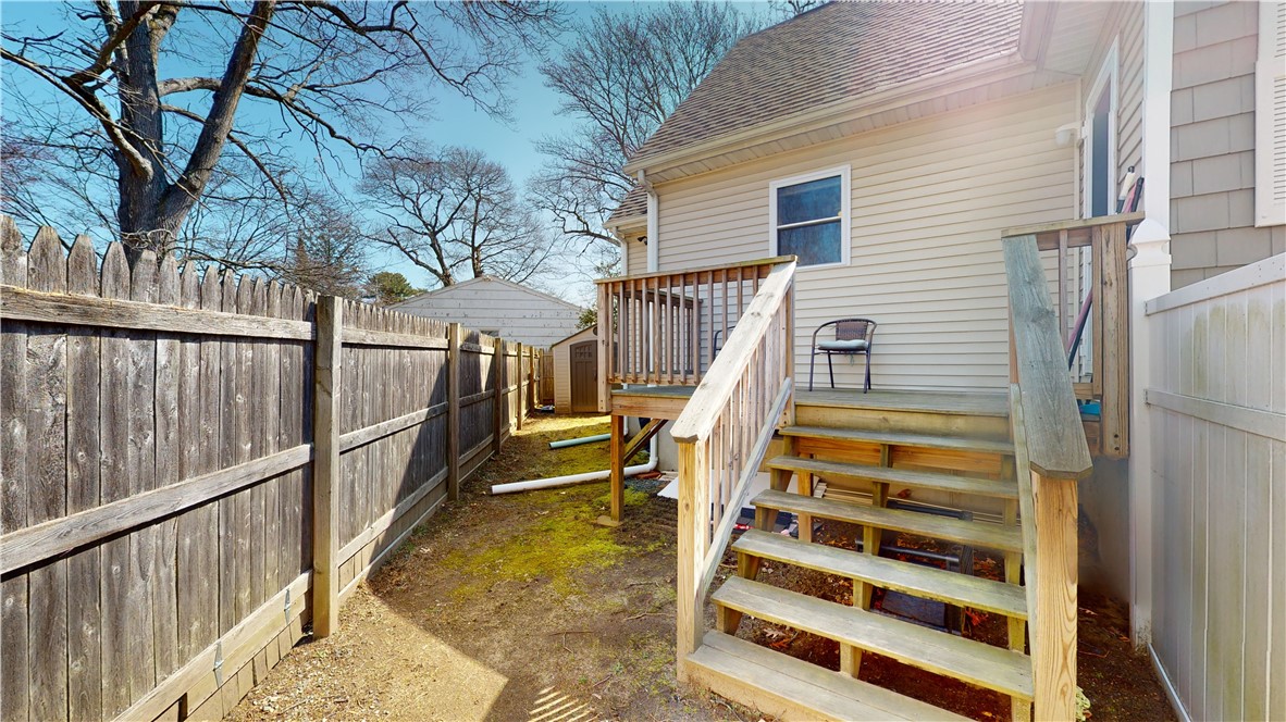 550 West Shore Road Warwick, RI 02889 - Photo 6 of 24