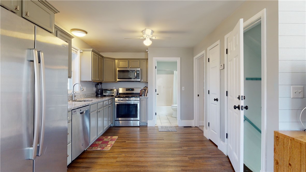 550 West Shore Road Warwick, RI 02889 - Photo 10 of 24