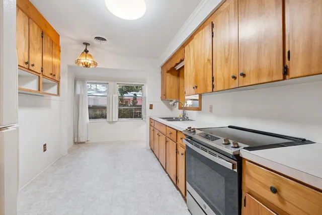 $465,000 | 5119 Parkside Drive, North Charleston, SC 29405