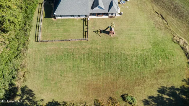 $563,000 | 4065 Misty Oaks Cove, Nesbit, MS 38651