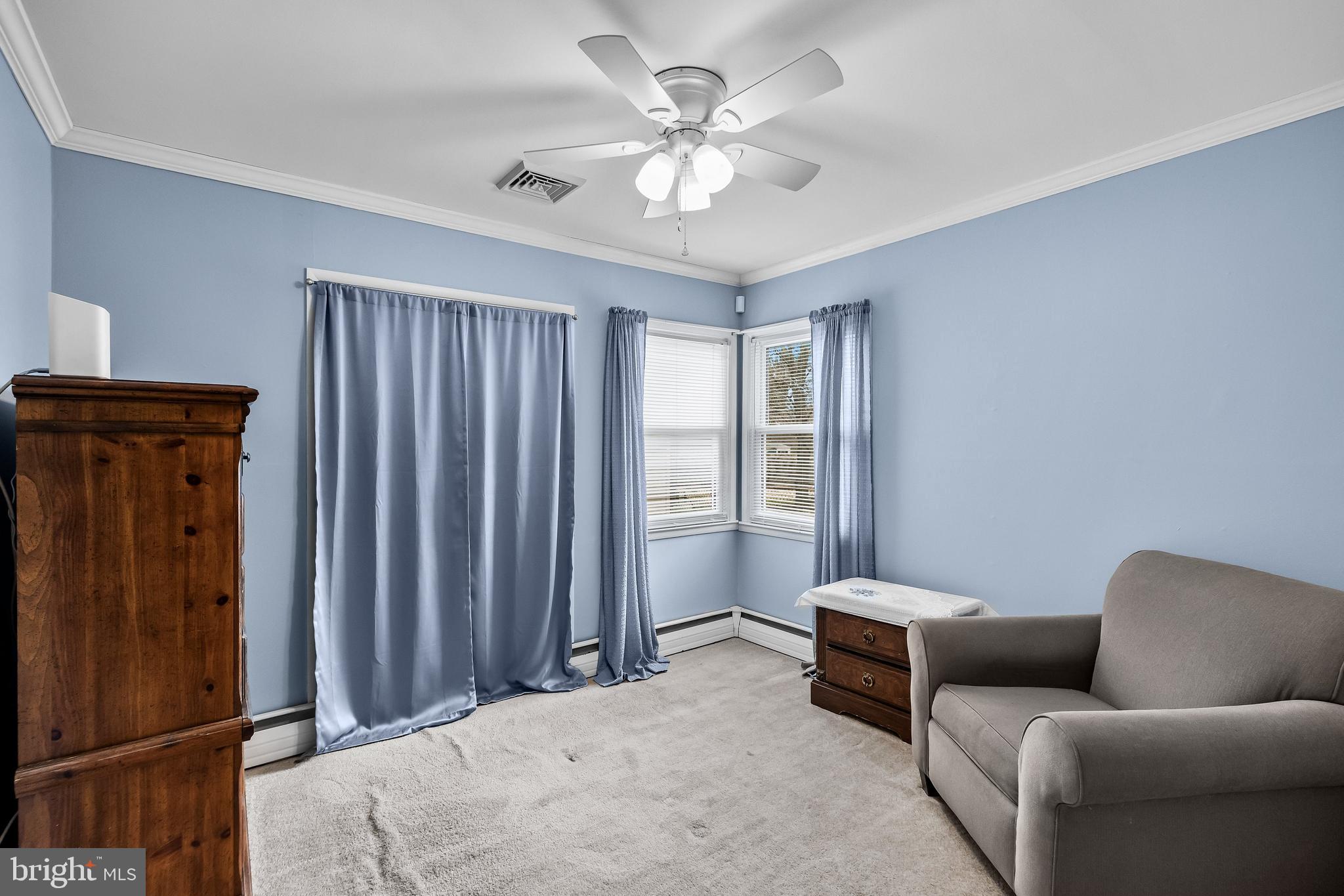 419 Delview Lane Delanco, NJ 08075 - Photo 13 of 21 a living room with furniture and a ceiling fan