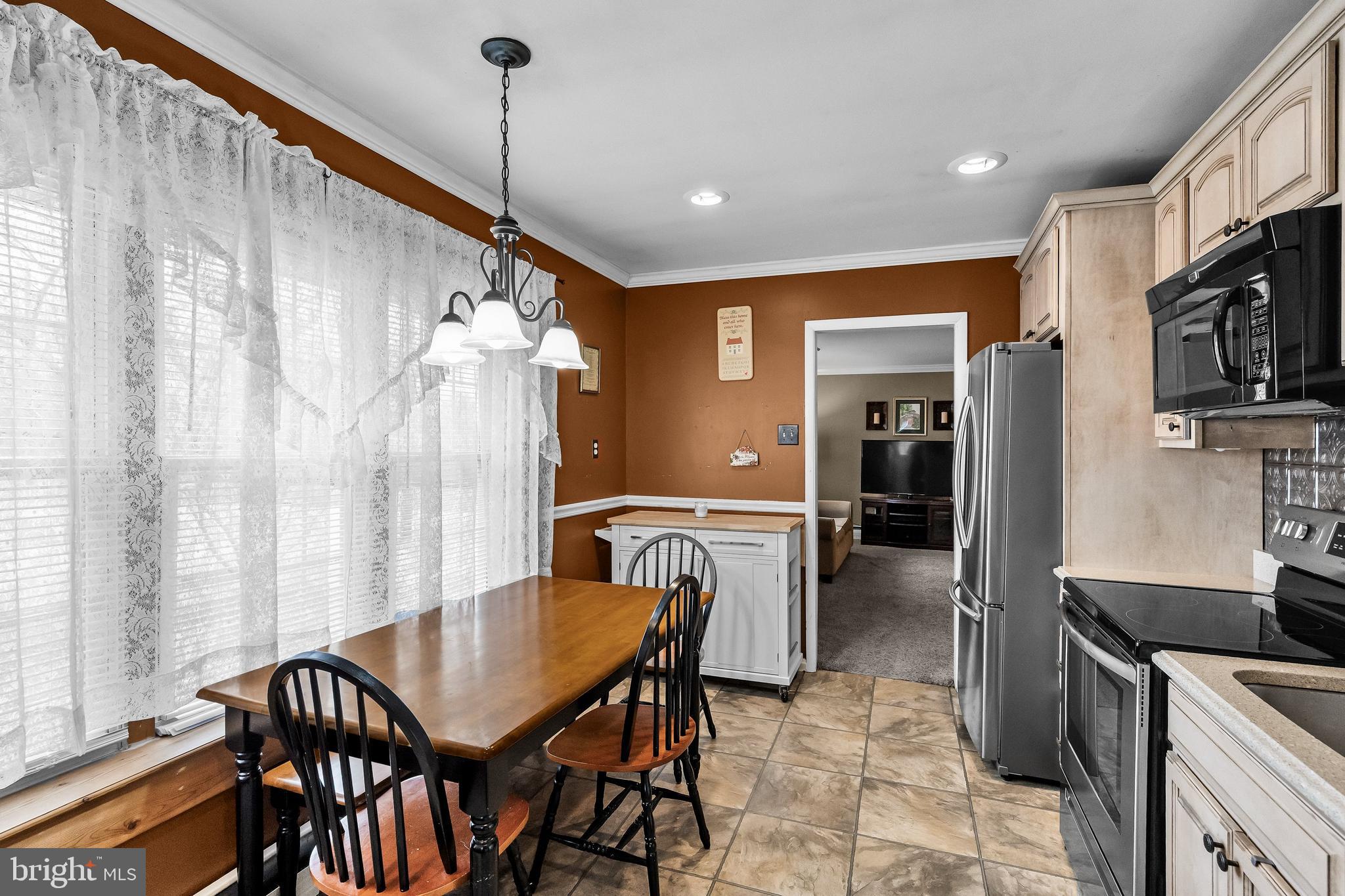 419 Delview Lane Delanco, NJ 08075 - Photo 8 of 21 a dining room with furniture and window