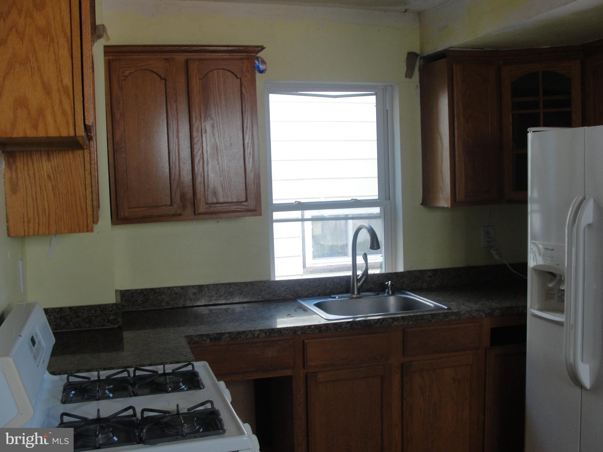 4136 Rhawn Street Philadelphia, PA 19136 - Photo 3 of 17