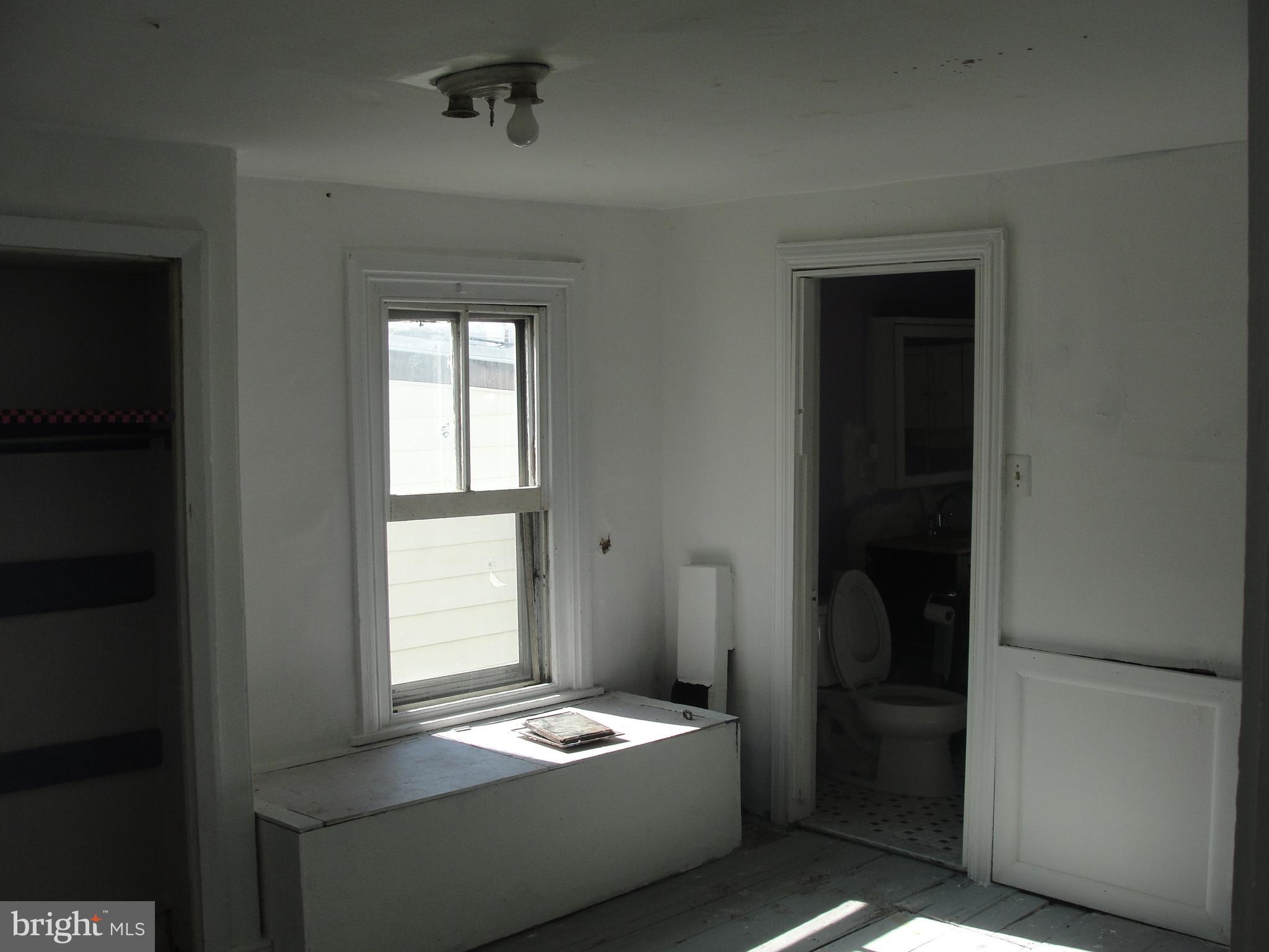 4136 Rhawn Street Philadelphia, PA 19136 - Photo 6 of 17