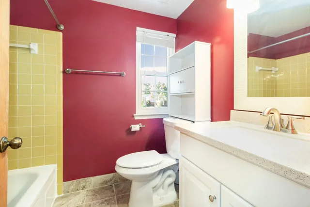 $2,000 | 24750 Olde Orchard Street, Novi, MI 48375