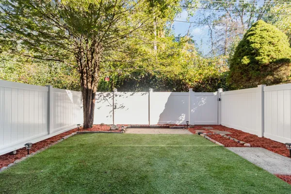 $2,000 | 24750 Olde Orchard Street, Novi, MI 48375