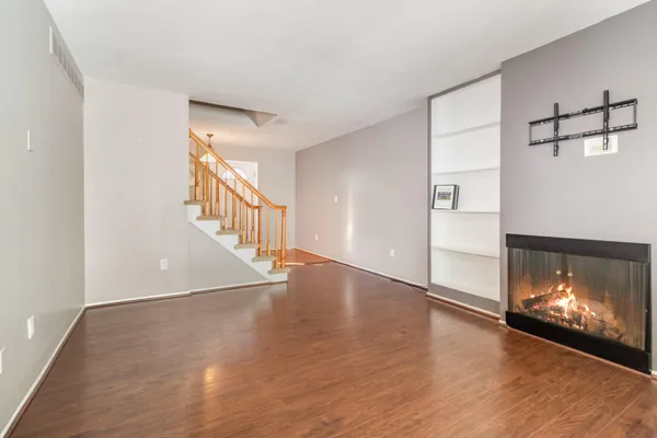 $2,000 | 24750 Olde Orchard Street, Novi, MI 48375