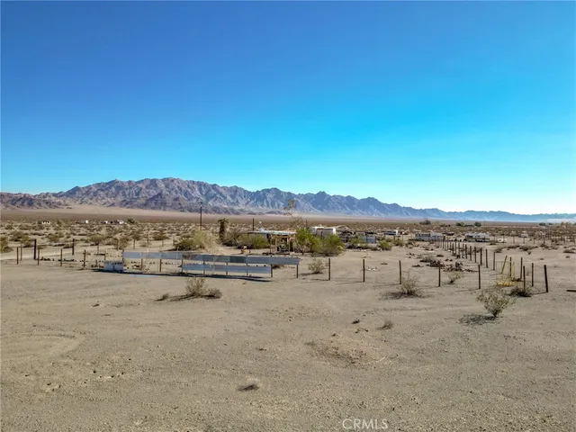 $295,000 | 85927 Eddie Albert Road, Twentynine Palms, CA 92277