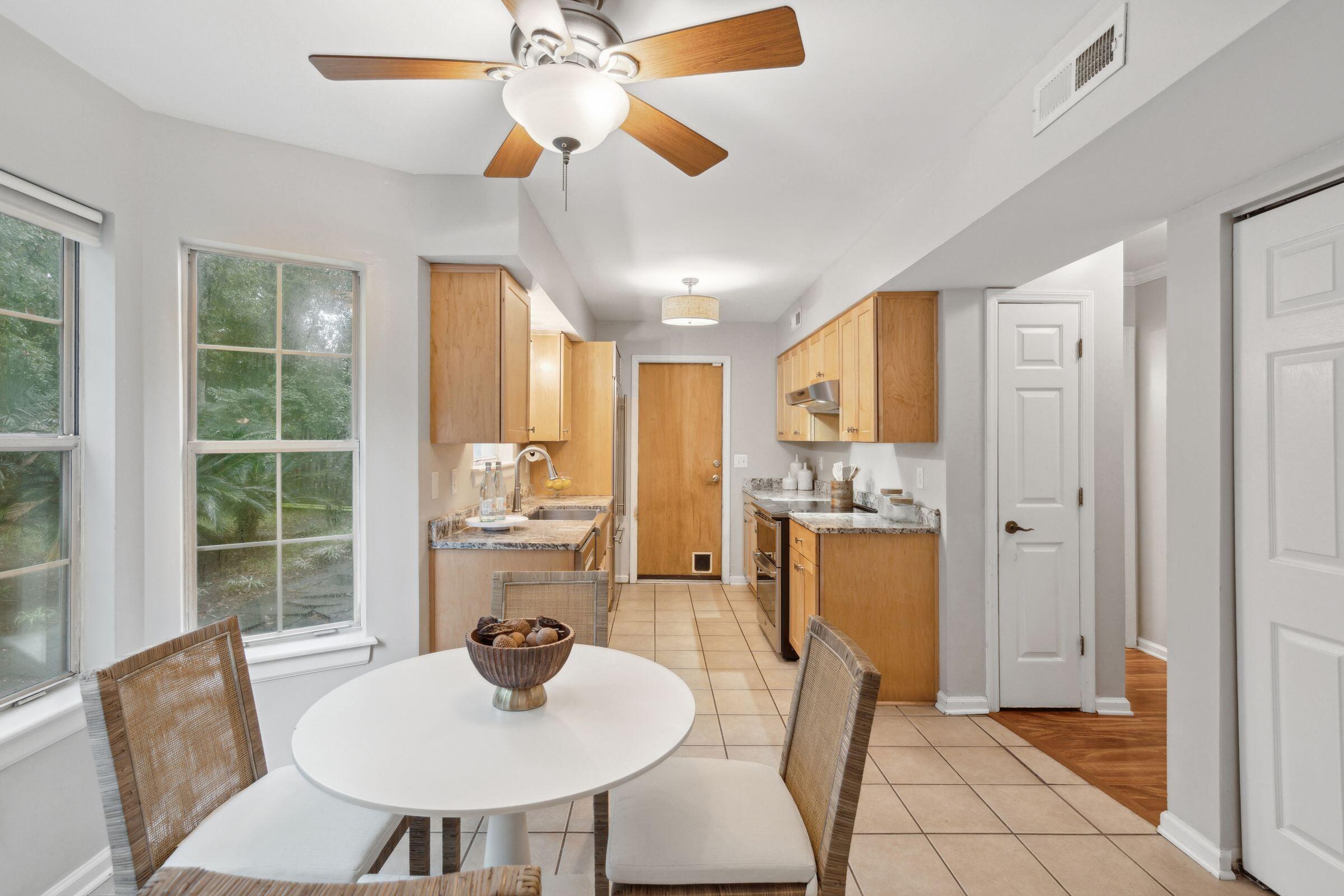 543 Castle Hall Road Mount Pleasant, SC 29464 - Photo 21 of 58 543CastleHallRd-KeenEyeMarketing-018