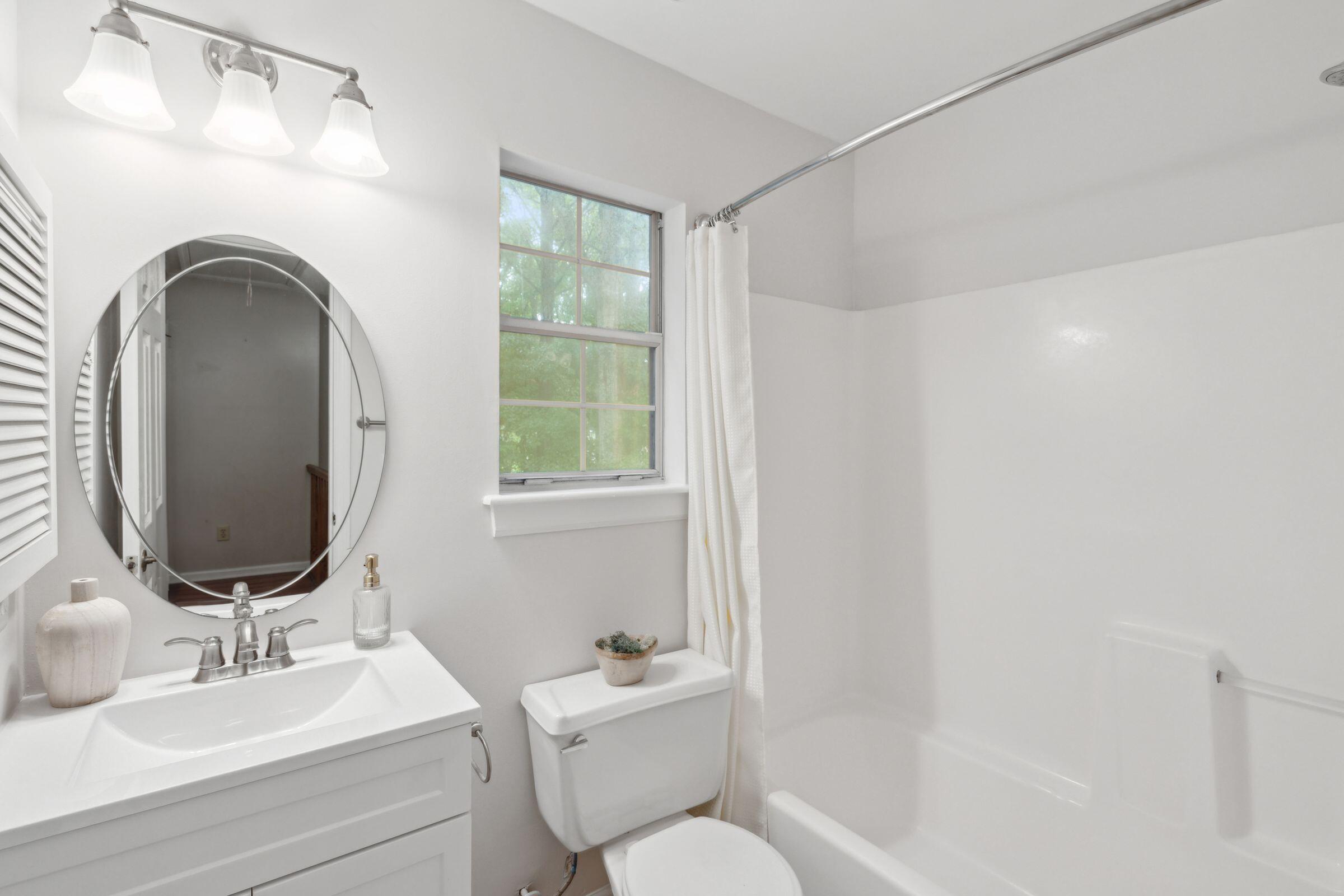 543 Castle Hall Road Mount Pleasant, SC 29464 - Photo 35 of 58 543CastleHallRd-KeenEyeMarketing-035
