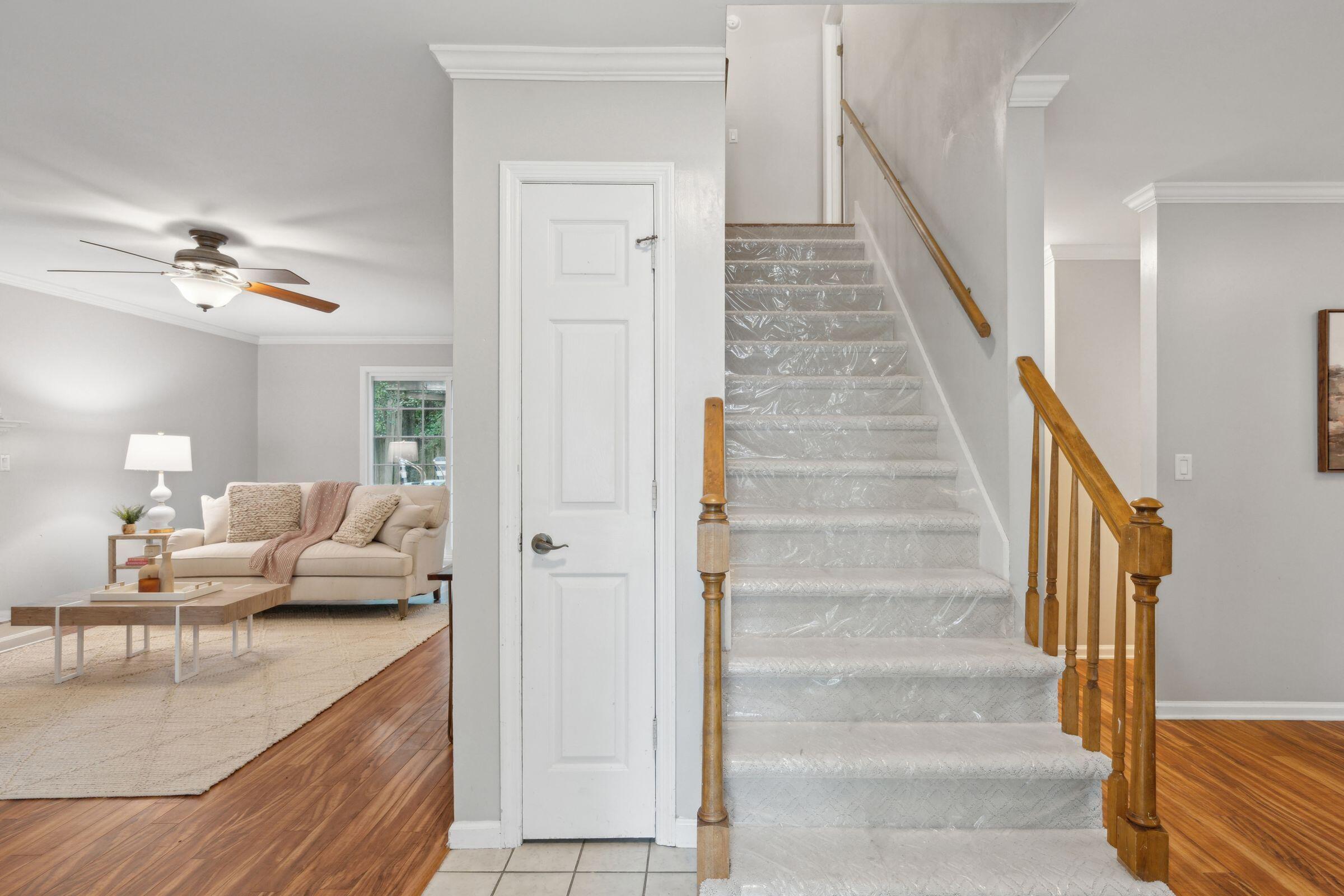 543 Castle Hall Road Mount Pleasant, SC 29464 - Photo 10 of 58 543CastleHallRd-KeenEyeMarketing-006