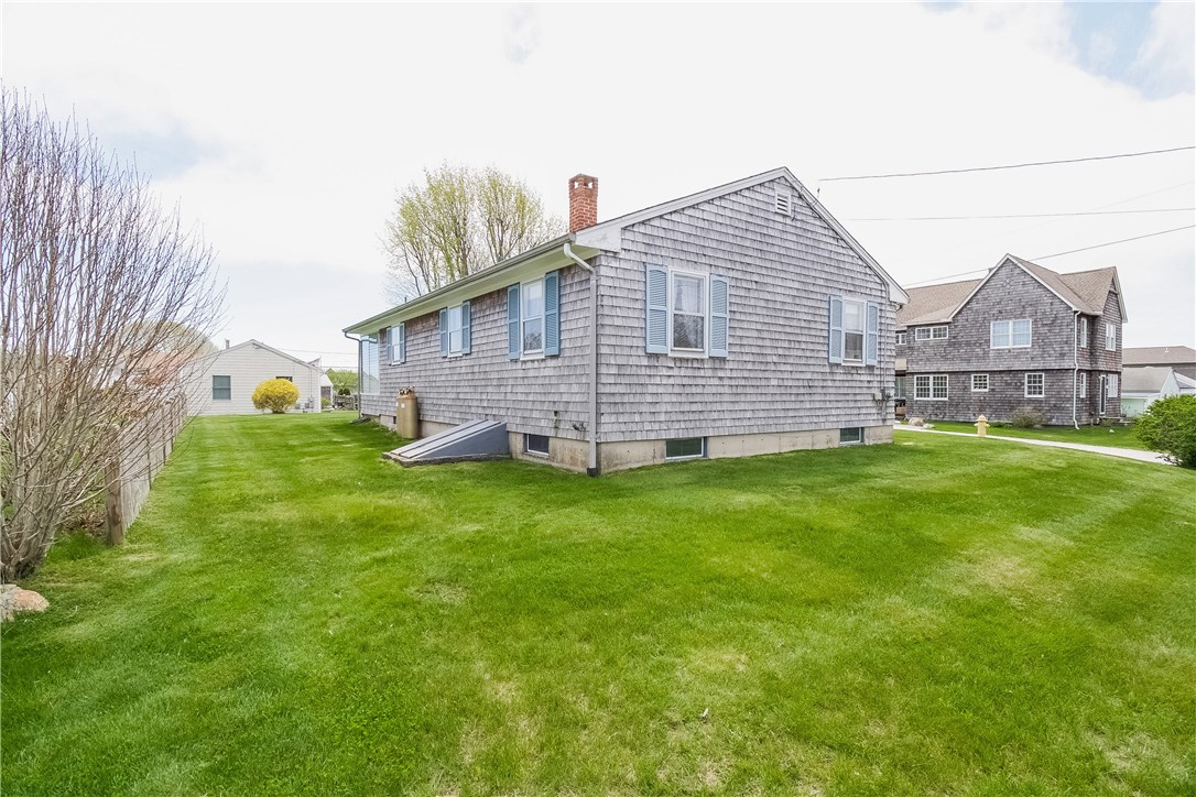13 Tidewater Road Narragansett, RI 02882 - Photo 23 of 26