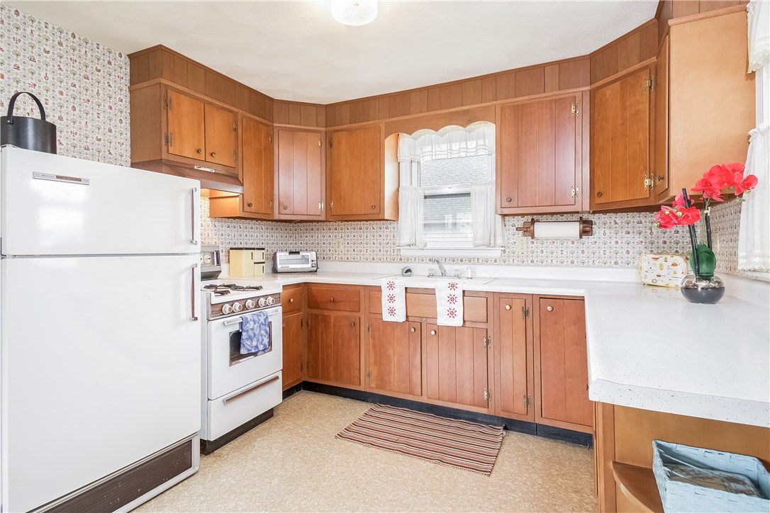 13 Tidewater Road Narragansett, RI 02882 - Photo 8 of 26