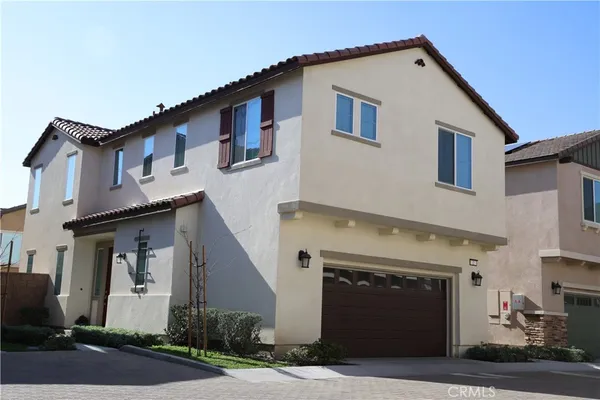 $690,000 | 16255 Castello Lane, Unit 2, Fontana, CA 92336