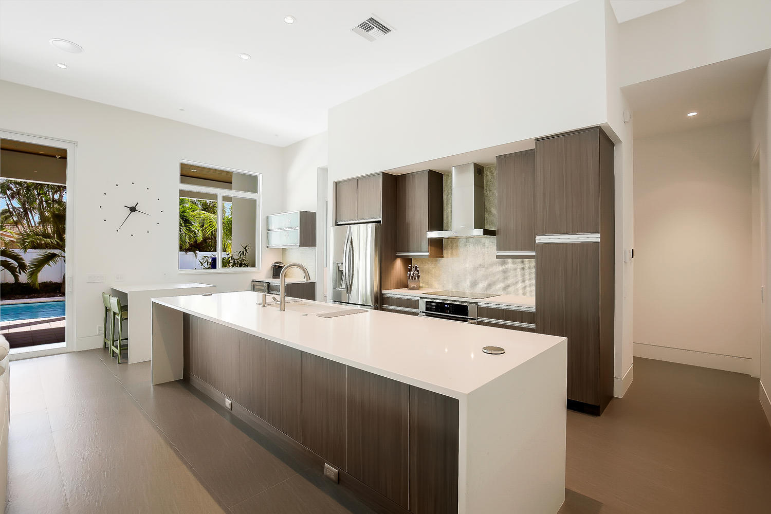 218 Bamboo Road Palm Beach Shores, FL 33404 - Photo 7 of 24 218 Bamboo Rd Palm Beach-large-008-4-Kit