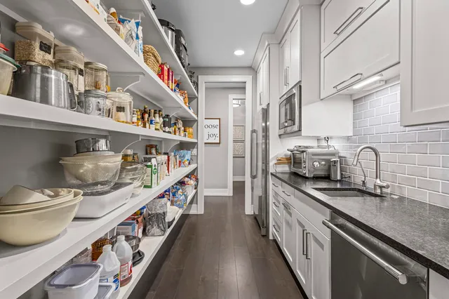 $2,300,000 | 1634 Trinity Ridge Circle, De Pere, WI 54115