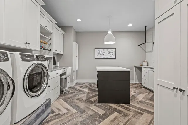 $2,300,000 | 1634 Trinity Ridge Circle, De Pere, WI 54115