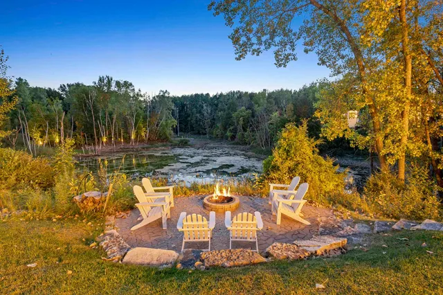 $2,300,000 | 1634 Trinity Ridge Circle, De Pere, WI 54115