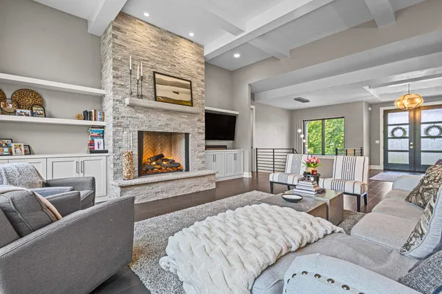 $2,300,000 | 1634 Trinity Ridge Circle, De Pere, WI 54115