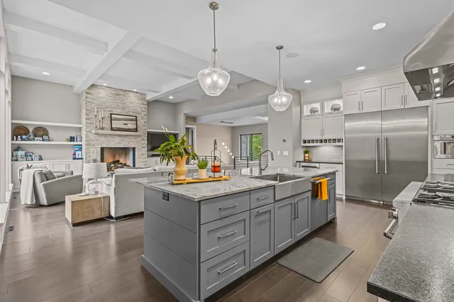 $2,300,000 | 1634 Trinity Ridge Circle, De Pere, WI 54115