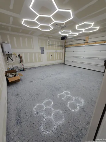 a view of a garage room