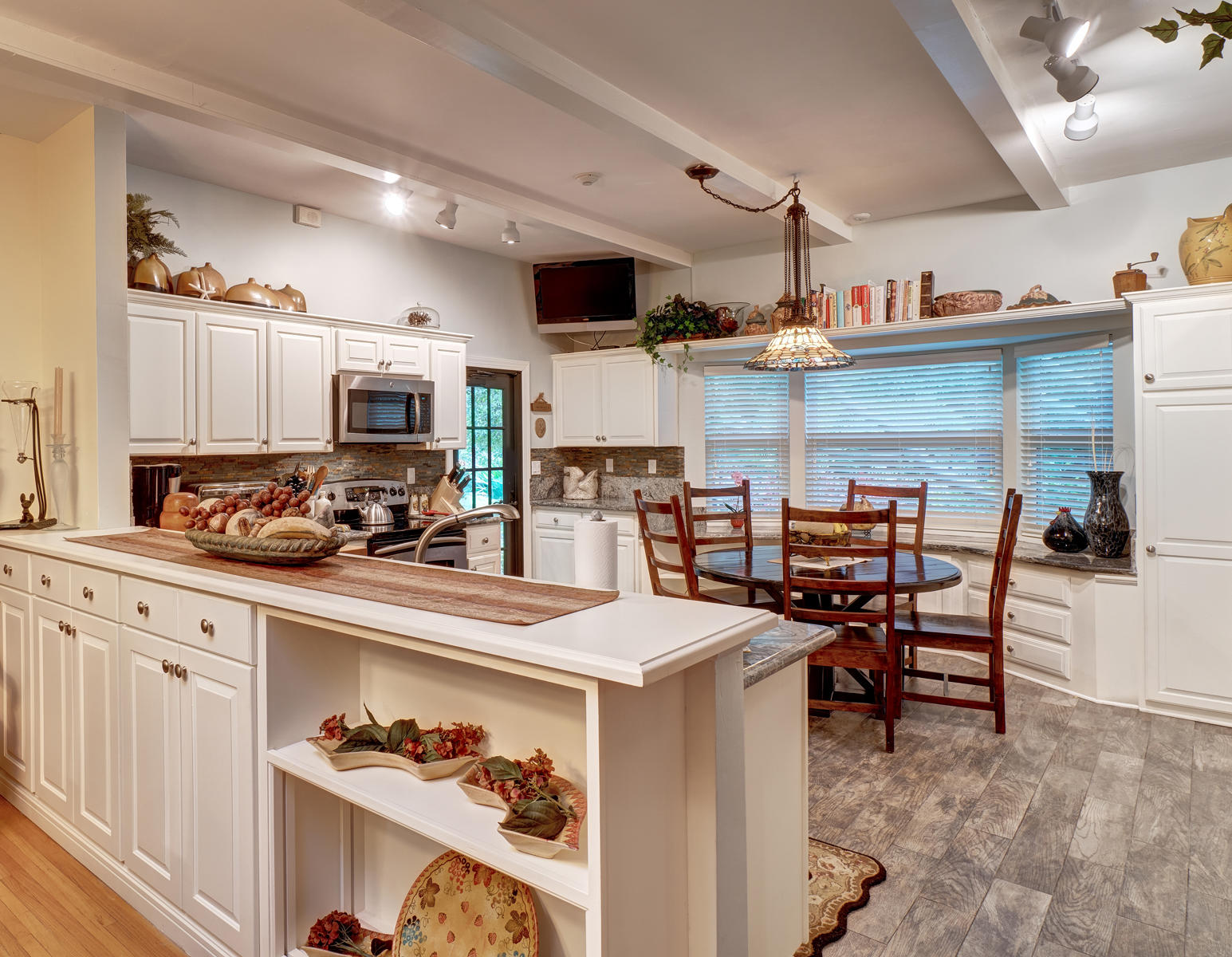 3860 Lone Pine Road Delray Beach, FL 33445 - Photo 9 of 44 breakfast eat in kitchen