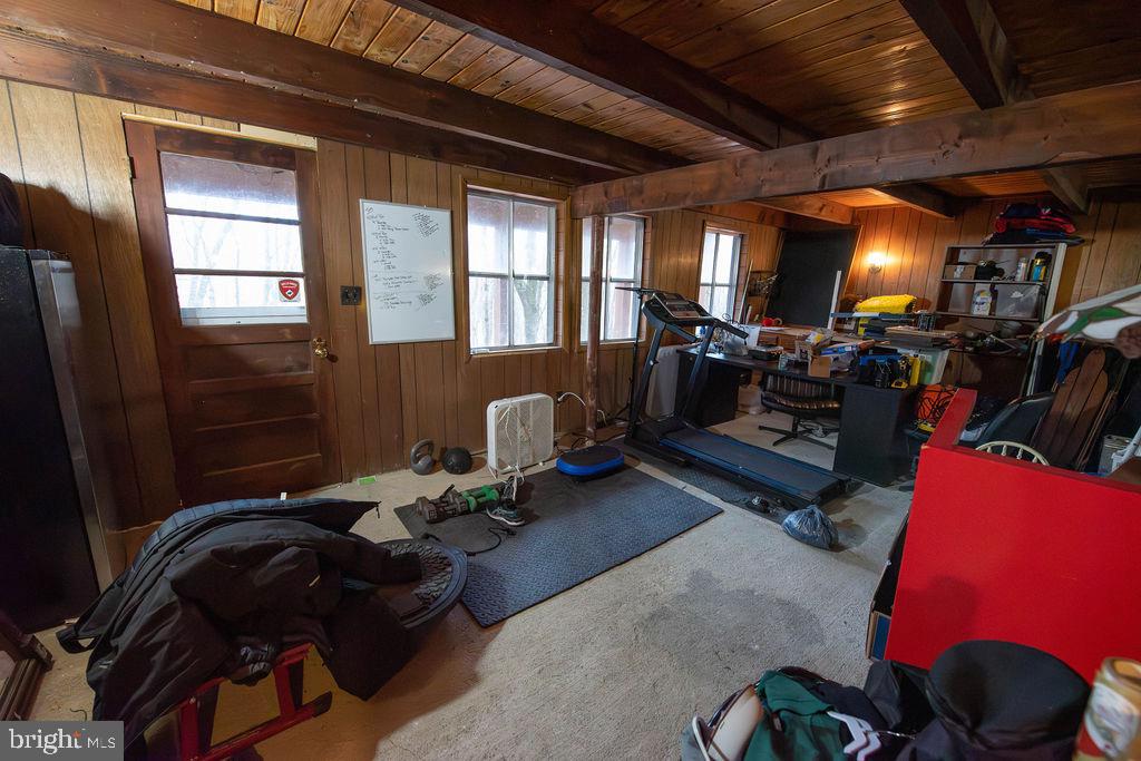 117 Swallow Circle Bushkill, PA 18324 - Photo 44 of 47 a living room with furniture and a window