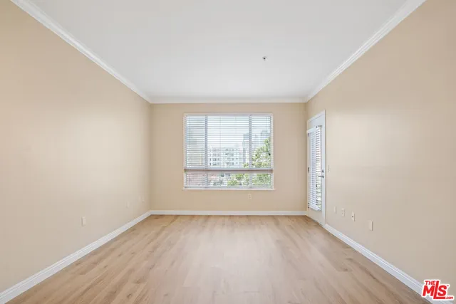 $2,500 | 100 South Alameda Street, Unit 308, Los Angeles, CA 90012