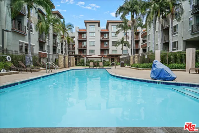 $2,500 | 100 South Alameda Street, Unit 308, Los Angeles, CA 90012